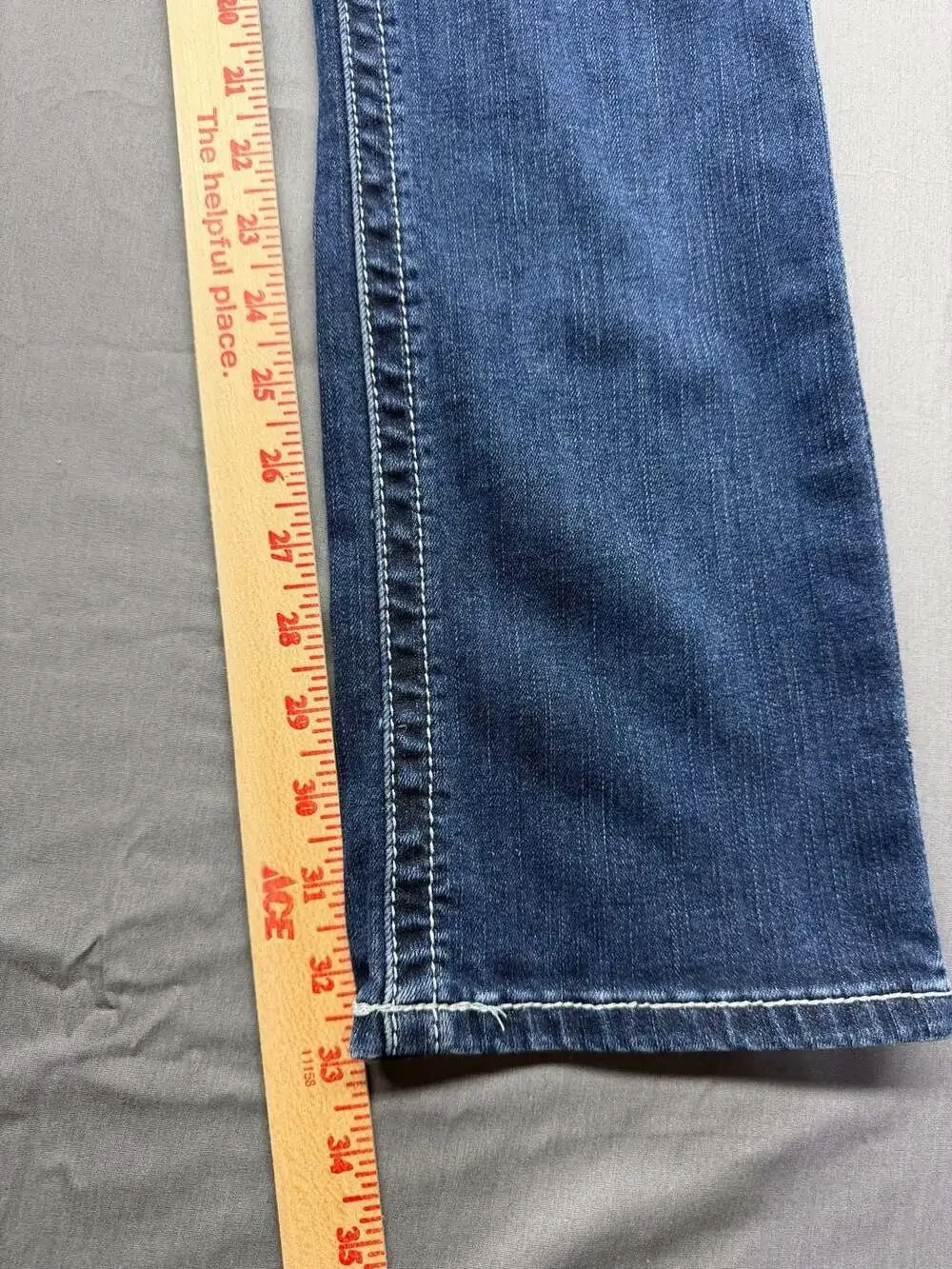 Ariat REAL Denim Women's Bootcut Jeans with Contrast Stitching